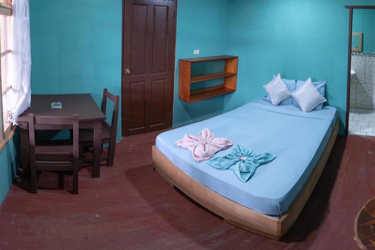 Valerie Emanuel Apartments Bocas del Toro Extérieur photo