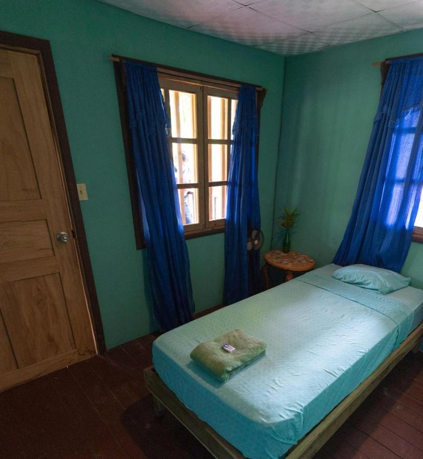 Valerie Emanuel Apartments Bocas del Toro Extérieur photo
