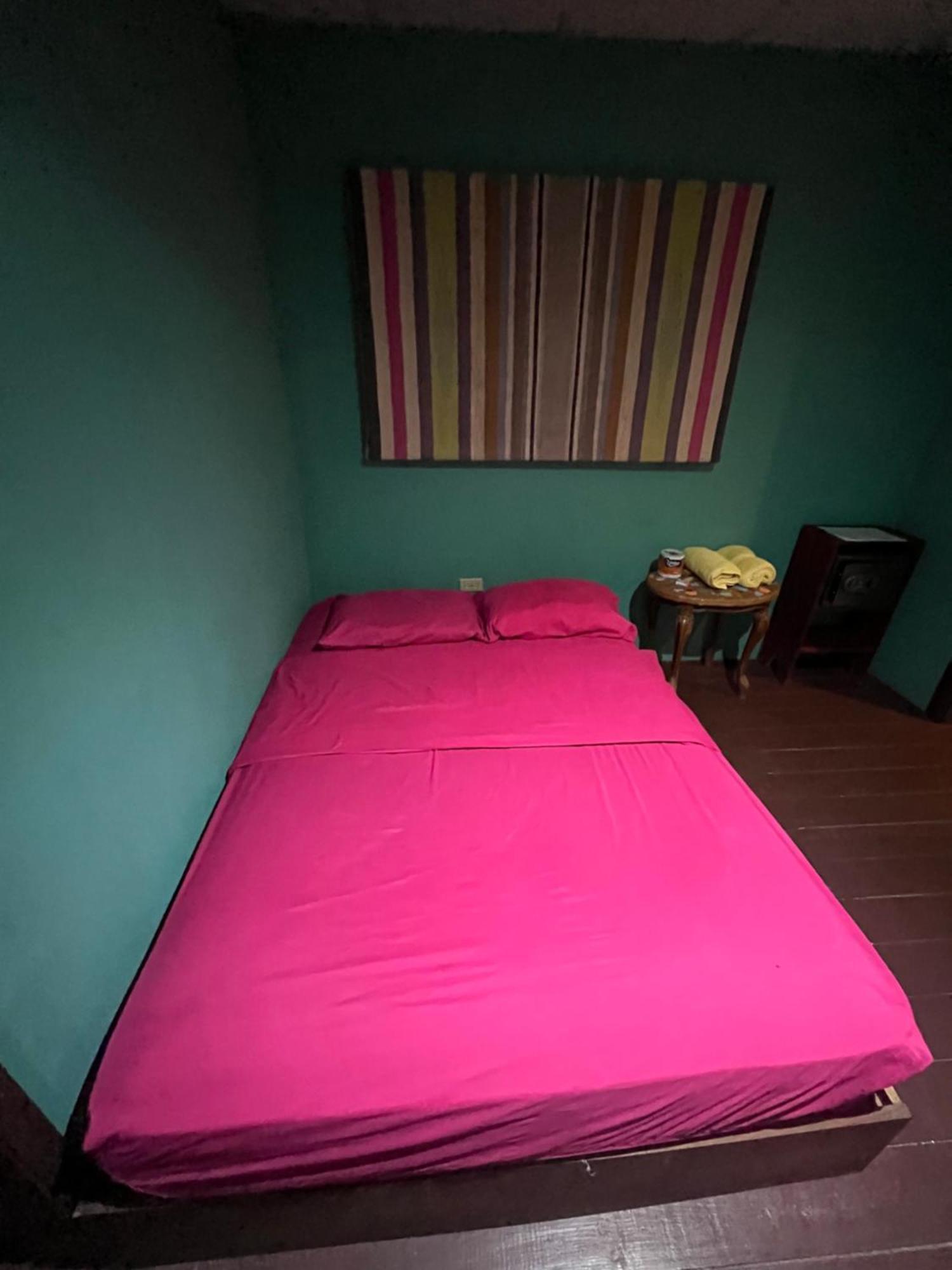 Valerie Emanuel Apartments Bocas del Toro Extérieur photo