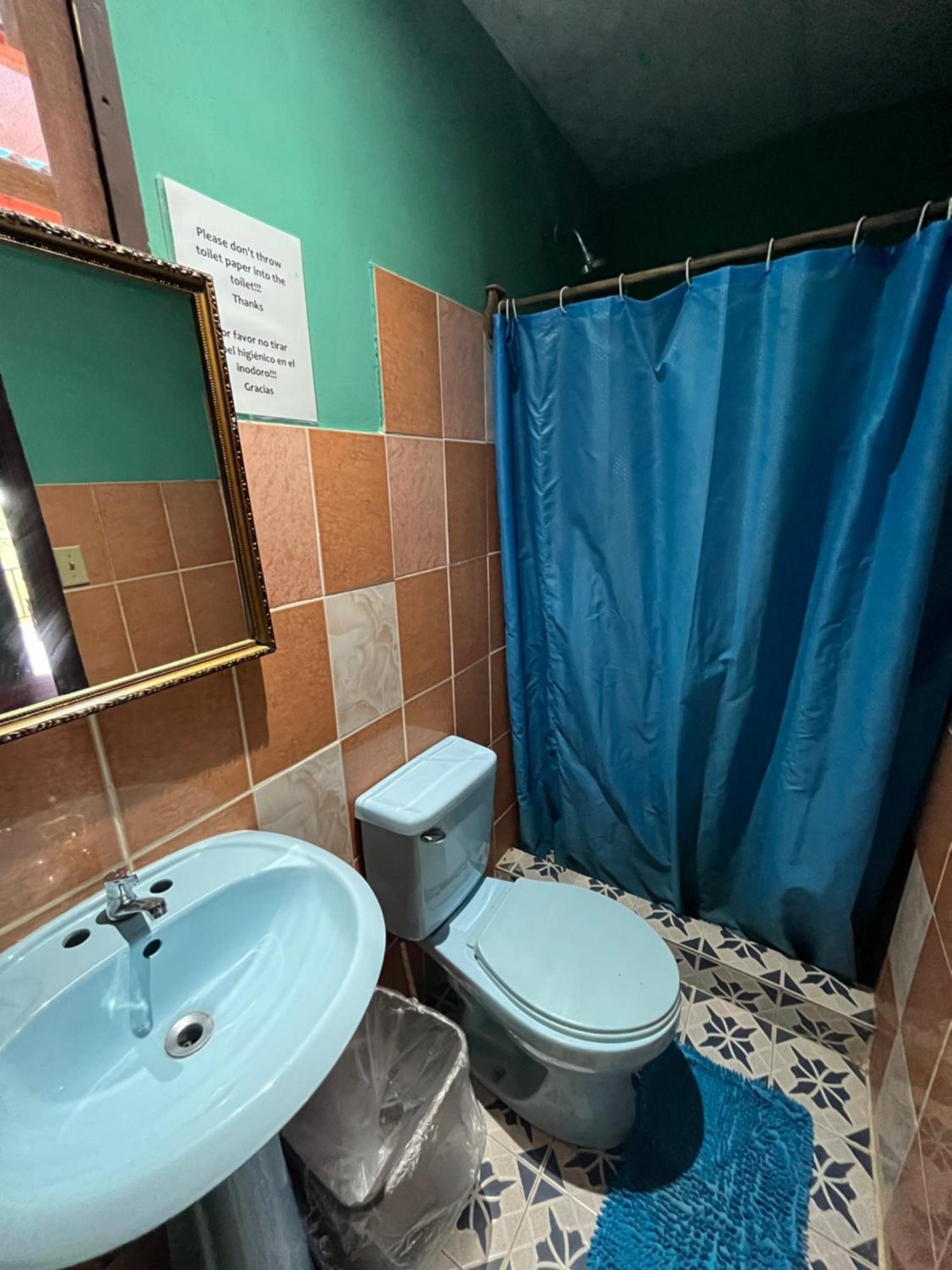 Valerie Emanuel Apartments Bocas del Toro Extérieur photo