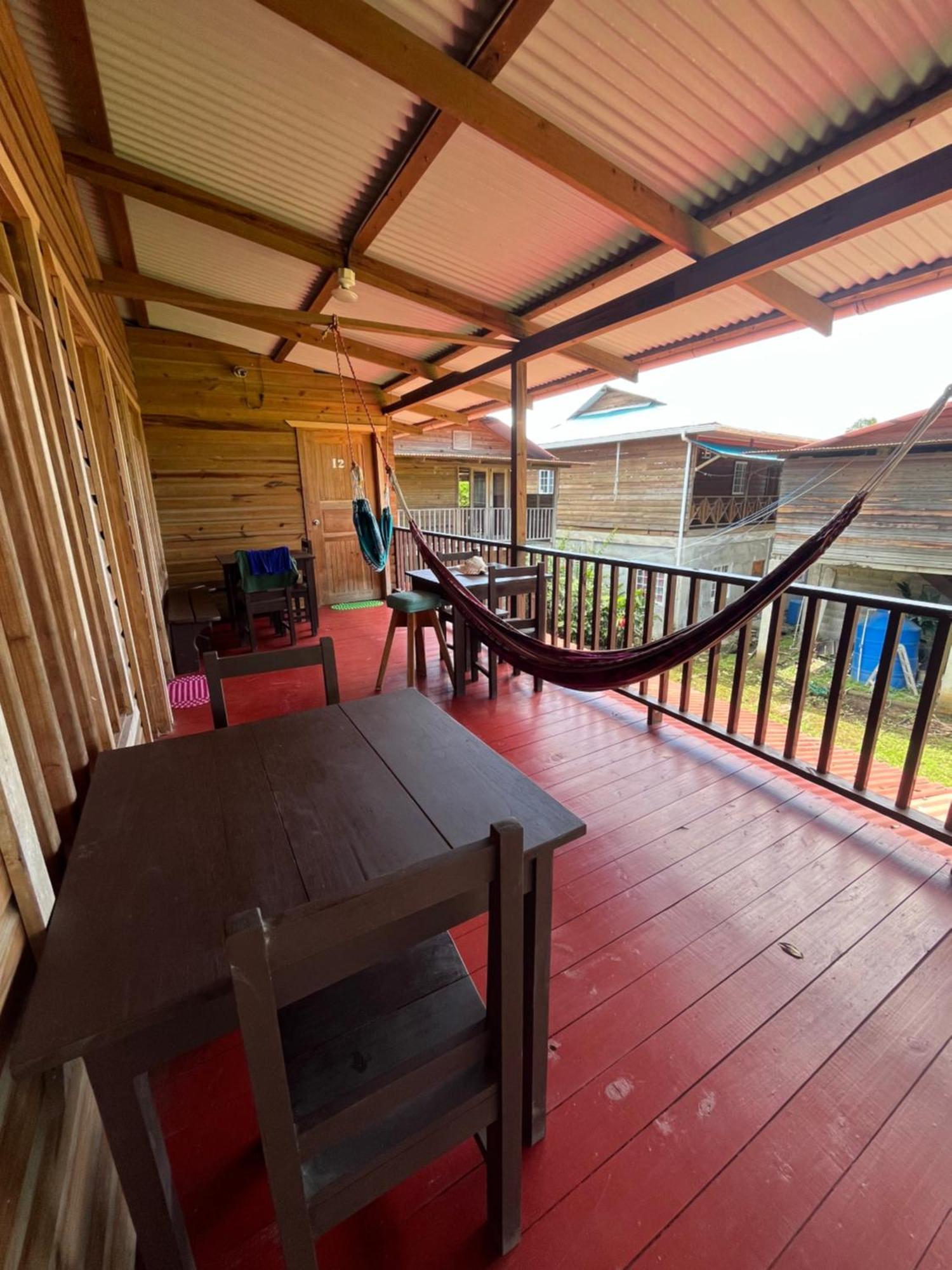 Valerie Emanuel Apartments Bocas del Toro Extérieur photo