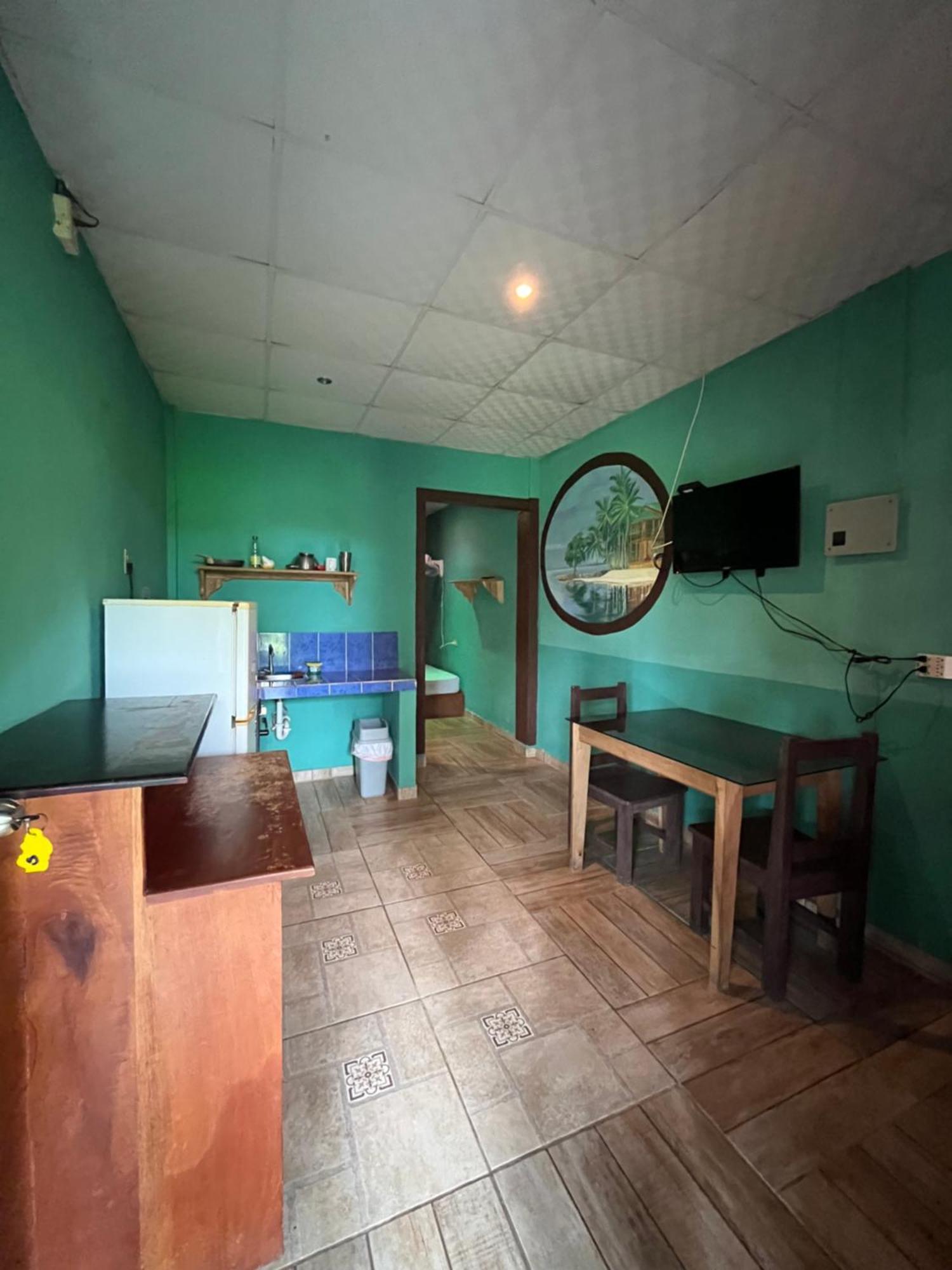 Valerie Emanuel Apartments Bocas del Toro Extérieur photo