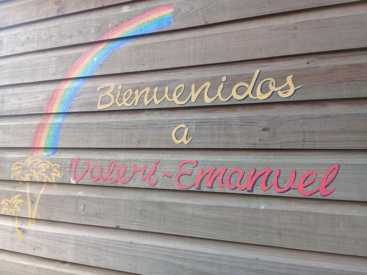Valerie Emanuel Apartments Bocas del Toro Extérieur photo